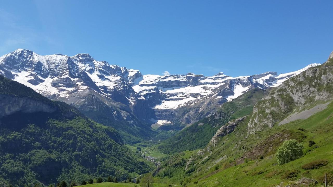 Solfe Backpacker Vandrarhem Luz-Saint-Sauveur Exteriör bild