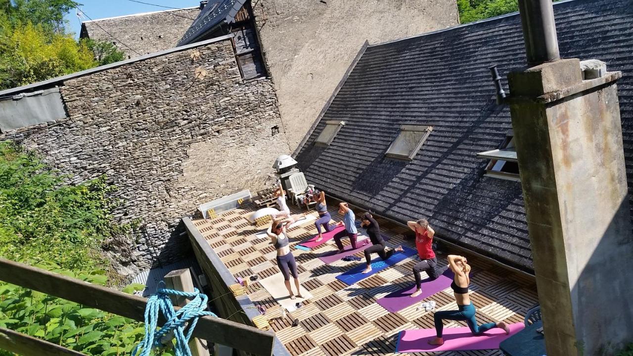 Solfe Backpacker Vandrarhem Luz-Saint-Sauveur Exteriör bild